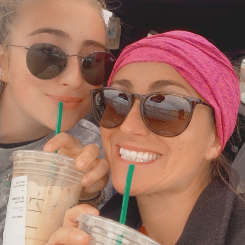 Meet your Posher, Isabella